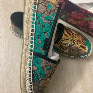 Gucci bengal espadrilles